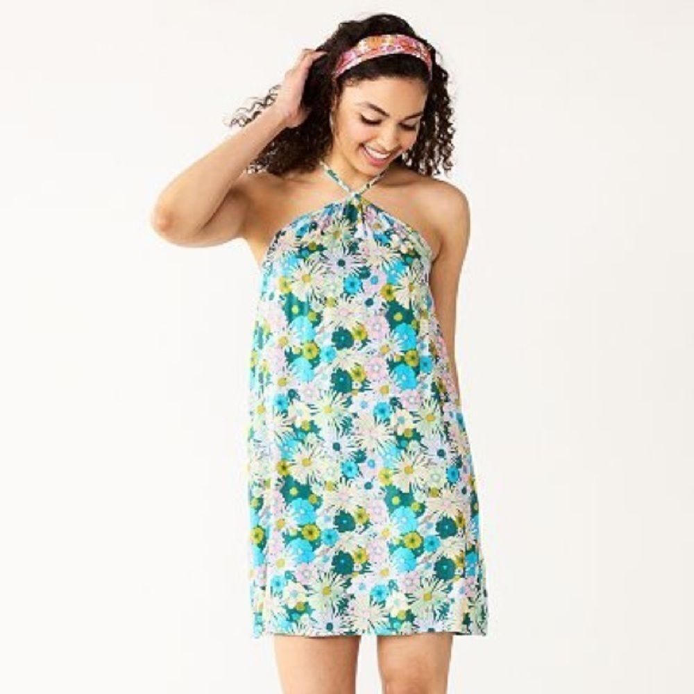 Nwt SO Halter Neck Swing Mini Dress
by SO SZ S